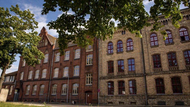 Energetische Sanierung Grundschule „Ludwig Uhland“ Staßfurt